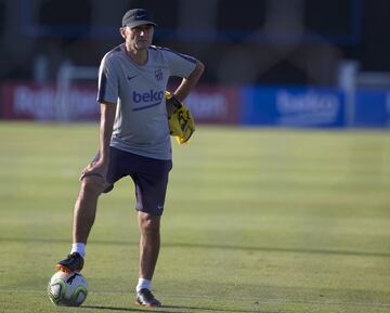 Barcelona trained at UCLA in Los Angeles. Ernesto Valverde