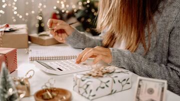 Las fiestas decembrinas pueden ser estresantes por el impacto en los bolsillos de los consumidores. Conoce cu¨¢nto gastar¨¢n los estadounidenses en promedio.