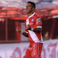 ByN define negociar el regreso de Lucas Barrios a Colo Colo