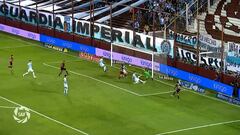 El desafortunado autogol de Eugenio Mena contra Lanús