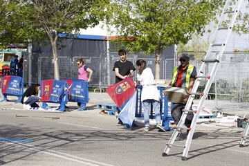 Ya están preparadas las Fan zones del Sevilla y Barça