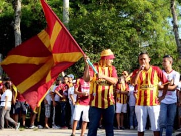 La hinchada del Tolima acompañando a su equipo en la final del FPC