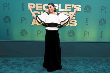 Xochitl Gomez durante la alfombra roja de los Choice Awards 2024 celebrados en The Barker Hangar (Santa Mónica). 