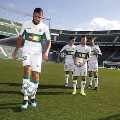 "En el Elche hice mi mejor año y estoy feliz por volver a este club"