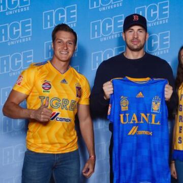 El famoso actor de Marvel es seguidor de Tigres y la foto con la playera del equipo conmocionó a todos en redes sociales. 