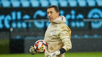 El portero argentino Agustín Marchesín, durante uno de sus últimos entrenamientos con el Celta.