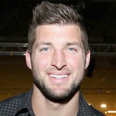 Tim Tebow hace caja con su aventura en el béisbol
