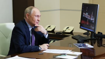 Russian President Vladimir Putin chairs a State Council Presidium meeting on the development of infrastructure for life, via video link at the Novo-Ogaryovo state residence outside Moscow, Russia April 15, 2025. Sputnik/Vyacheslav Prokofyev/Pool via REUTERS ATTENTION EDITORS - THIS IMAGE WAS PROVIDED BY A THIRD PARTY.