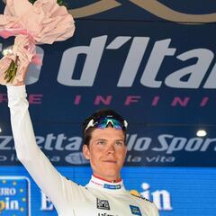 Giro de Italia 2017, etapa 15: Jungels reina entre los gallos