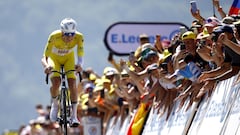 Pogacar’s extreme bike setup for Tour mountain time trial: no bar tape, no bottle, no cage