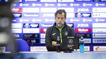 Quique Sánchez Flores durante una rueda de prensa.