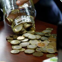 Solo 1 de 6 chilenos: el dato financiero que alarma a todos