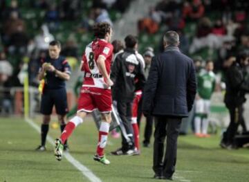 Baena fue expulsado por doble amarilla.