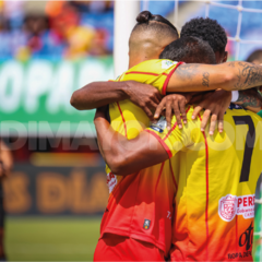 Pereira salva un punto en casa ante Águilas Doradas