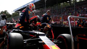 MONZA, ITALY - SEPTEMBER 08: Max Verstappen of Netherlands and Red Bull Racing prepares to drive on the grid before the F1 Grand Prix of Italy at Autodromo di Monza on September 08, 2019 in Monza, Italy. (Photo by Charles Coates/Getty Images)