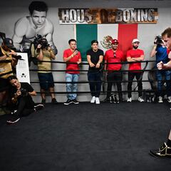 Canelo Álvarez no enfrentará al Zurdo Ramírez, aunque derrote a Dmitry Bivol