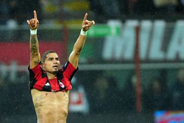 Boateng celebra un gol con el Milan.