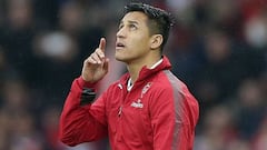 Mourinho se impacienta: "No sé por qué Alexis aún no firma"