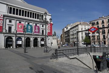 Madrid's Ópera Metro.