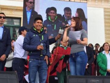 Nairo recibió la condecoración de la alcaldía de Tunja en la Plaza Bolívar