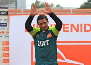 Miguel Pinto fue enviado al Correcaminos del ascenso mexicano y lejos de sumar minutos, perdió la continuidad que había adquirido en Atlas. 