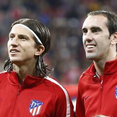 Godín, el único que continúa del once de la Supercopa de 2010