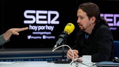 El secretario general de Podemos, Pablo Iglesias, durante la entrevista concedida a la Cadena SER.