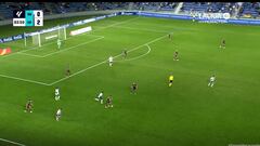 Coge el balón a 90m. y marca el golazo del año en Segunda: ay si lo hace Messi o Vinicius...
