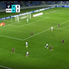 Coge el balón a 90m. y marca el golazo del año en Segunda: ay si lo hace Messi o Vinicius...