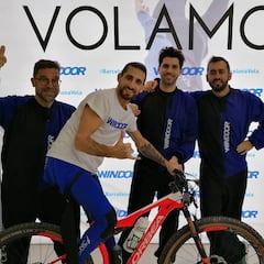 Alguersuari, en el desierto de Arabia por solidaridad