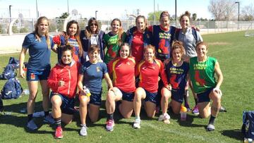 Las jugadoras de la selección española de rugby seven preparan su participación en la prueba de las Series Mundiales en Las Vegas.