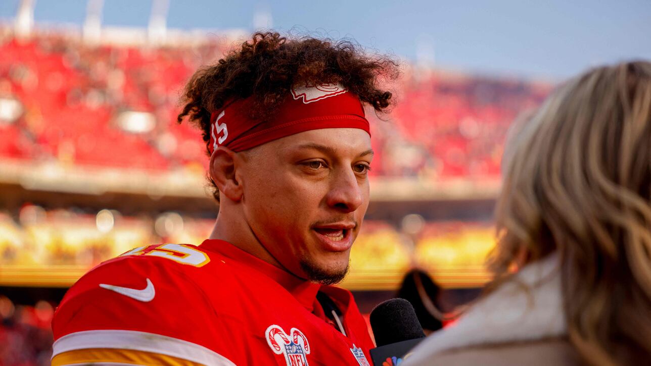 Can You Watch The Christmas Day NFL Games With Your Regular Netflix can-you-watch-the-christmas-day-nfl-games-with-your-regular-netflix