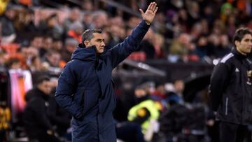 El t&eacute;cnico del Barcelona Ernesto Valverde durante el partido ante Valencia por la vuelta de la semifinal de Copa del Rey