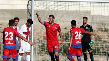 El Numancia golea al Huesca