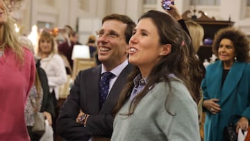 MADRID, SPAIN - NOVEMBER 15: Jose Luis Martinez Almeida and Teresa Urquijo at the New Future Flea Market on November 15, 2024 in Madrid, Spain. (Photo By Jose Ramon Hernando/Europa Press via Getty Images)