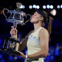 How much prize money does Elena Rybakina get for winning the 2026 Australian Open?