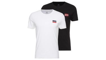 Este ‘pack’ de dos camisetas Levi’s para hombre suman más de 3.200 valoraciones en Amazon