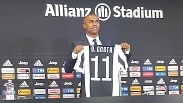 Douglas Costa: "Vidal me dijo que los hinchas de la Juve me amarán"