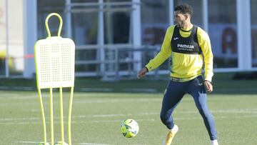 CASTELLOB 31/12/2020
VILLARREAL CF. ETIENNE CAPOUE.
FOTOS ANGEL SANCHEZ