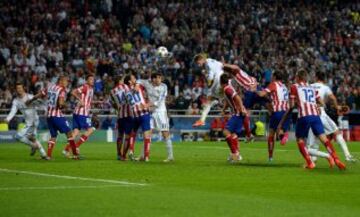 Es el más reciente de todos, pero el gol en el último suspiro de Sergio Ramos en la final de Champions contra el Atlético ya ha pasado a la historia.