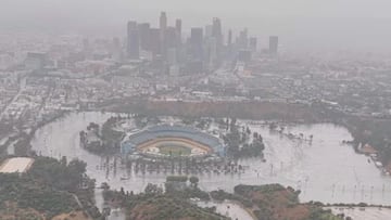 Hurricane Hilary has made its way to Los Angeles, and images of the Dodgers Stadium surrounded by water has fans in a panic.