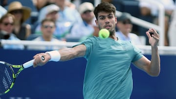 Carlos Alcaraz, durante su partido contra Andrey Rublev en el Cincinnati Open.