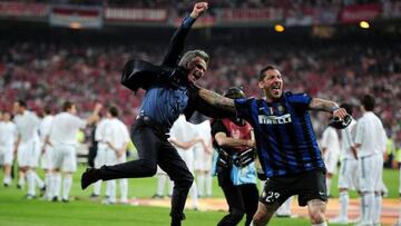 Mourinho y Materazzi celebran su victoria en la Champions League