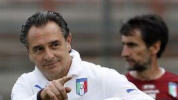 Prandelli: "Llevar a Rossi habría sido un riesgo innecesario"