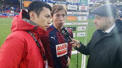 Inui en rueda de prensa. 