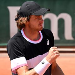 Etcheverry, Cerúndolo y Jarry, orgullo latinoamericano en París