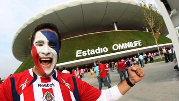 SOCCER/FUTBOL

GUADALAJARA VS MANCHESTER UNITED

PARTIDO DE LUJO

General view of fans, before the friendly game between Chivas and Manchester United at Guadalajara city./Vista general de aficionados, antes del juego amistoso entre Chivas y Manchester United en la ciudad de Guadalajara. 30 July 2010 MEXSPORT/REFUGIO RUIZ