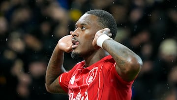 Hudson-Odoi evita el sufrimiento del Forest