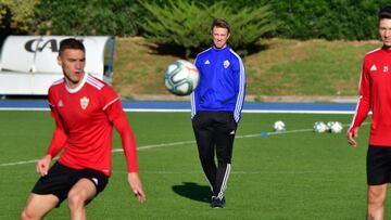 05/11/19 ALMERIA PRIMER ENTRENAMIENTO GUTI NUEVO ENTRENADOR 