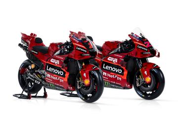 Ducati ha presentado en Madonna di Campiglio a sus equipos de MotoGP y Superbike para la temporada 2023. Los detalles de la Desmosedici  son un propulsor 4 tiempos V4 a 90º, refrigeración por líquido, distribución desmodrómica con doble árbol de levas en cabeza y 4 válvulas por cilindro.